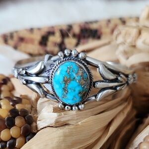 Beautiful NWT Native American Navajo Morenci Turquoise & Sterling Bracelet 🩵🎁